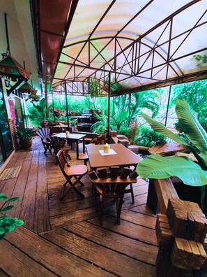 Property grounds - Rayong Lanna Hotel (Rayong)