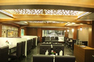 Se sirven desayunos, almuerzos, cenas y cocina internacional 