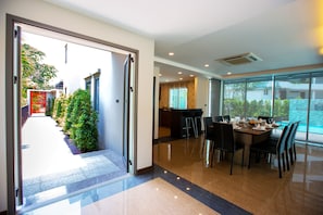 Premier Villa, Multiple Bedrooms, Private Pool, Beachfront | Interior entrance - Villa Navin Resort (Pattaya)