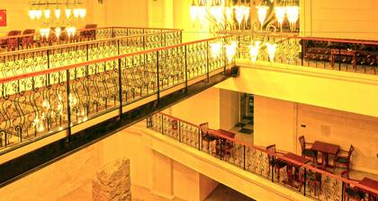 Safa Royal Museum Hotel