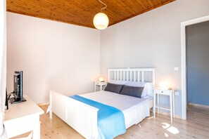 Grand Studio | In-room safe, iron/ironing board, free WiFi, bed sheets - Tsonas apartments (Lefkada)