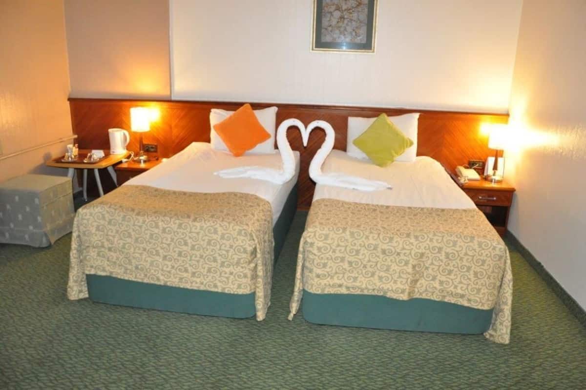 Chambre Standard Double ou avec lits jumeaux