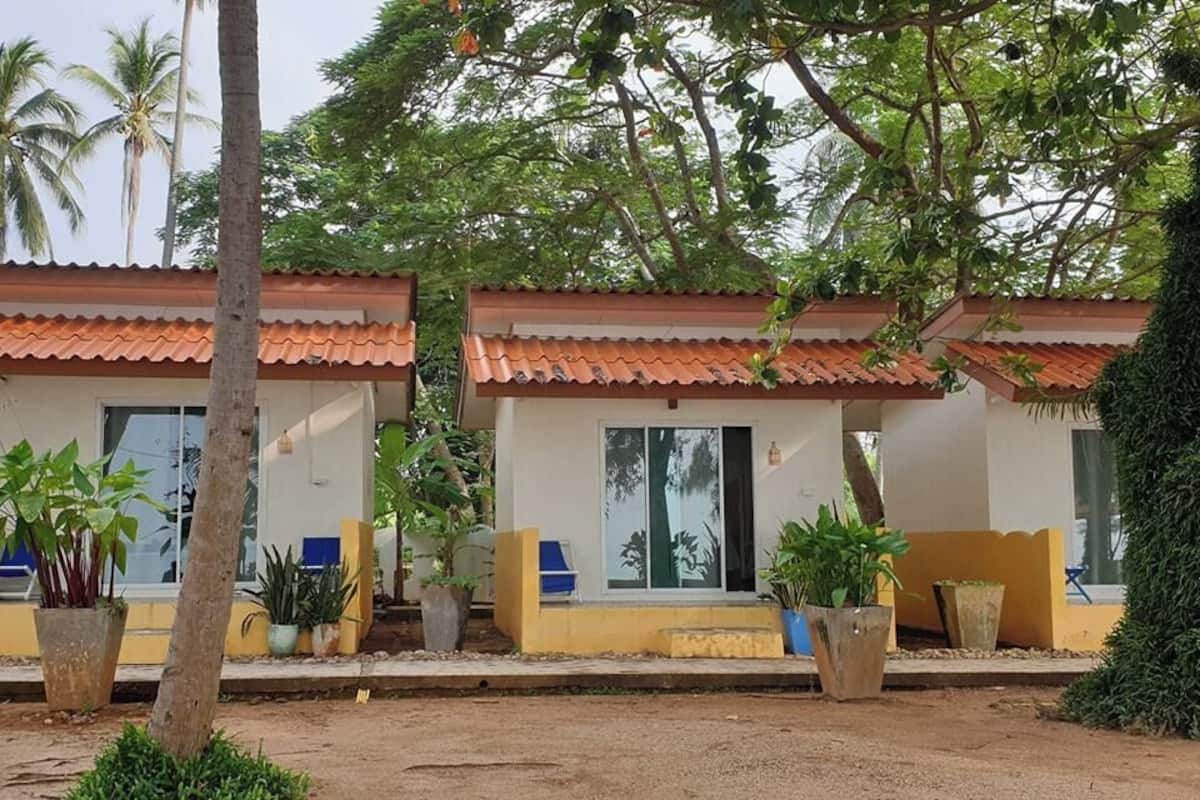 Double Room | 1 bedroom, blackout drapes, free WiFi