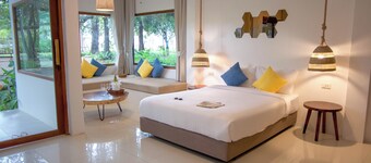 Issara Beach Resort