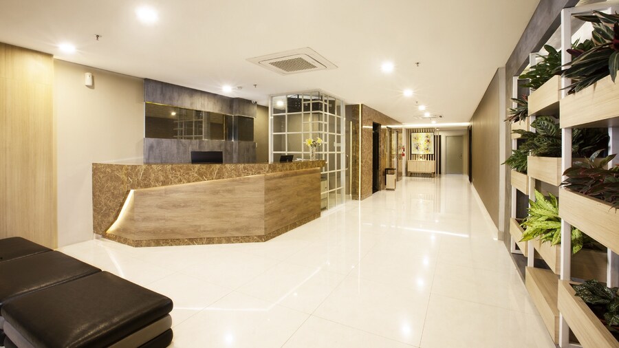 Verse Lite Hotel Gajah Mada