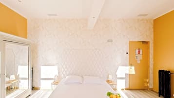 Family Room | Individually decorated, desk, blackout curtains, iron/ironing board