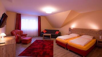 Comfort Quadruple Room, Ensuite (SOFA)