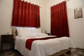 Deluxe Double or Twin Room, City View | Free cribs/infant beds, free WiFi - Mensa Christi Guesthouse (Nazareth)