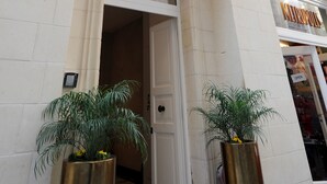 Property entrance - De Vilhena Boutique Hotel (Valletta)