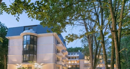 Home Médicis Les Petites Roches