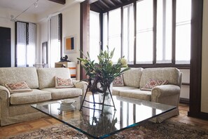 Televisión de pantalla plana