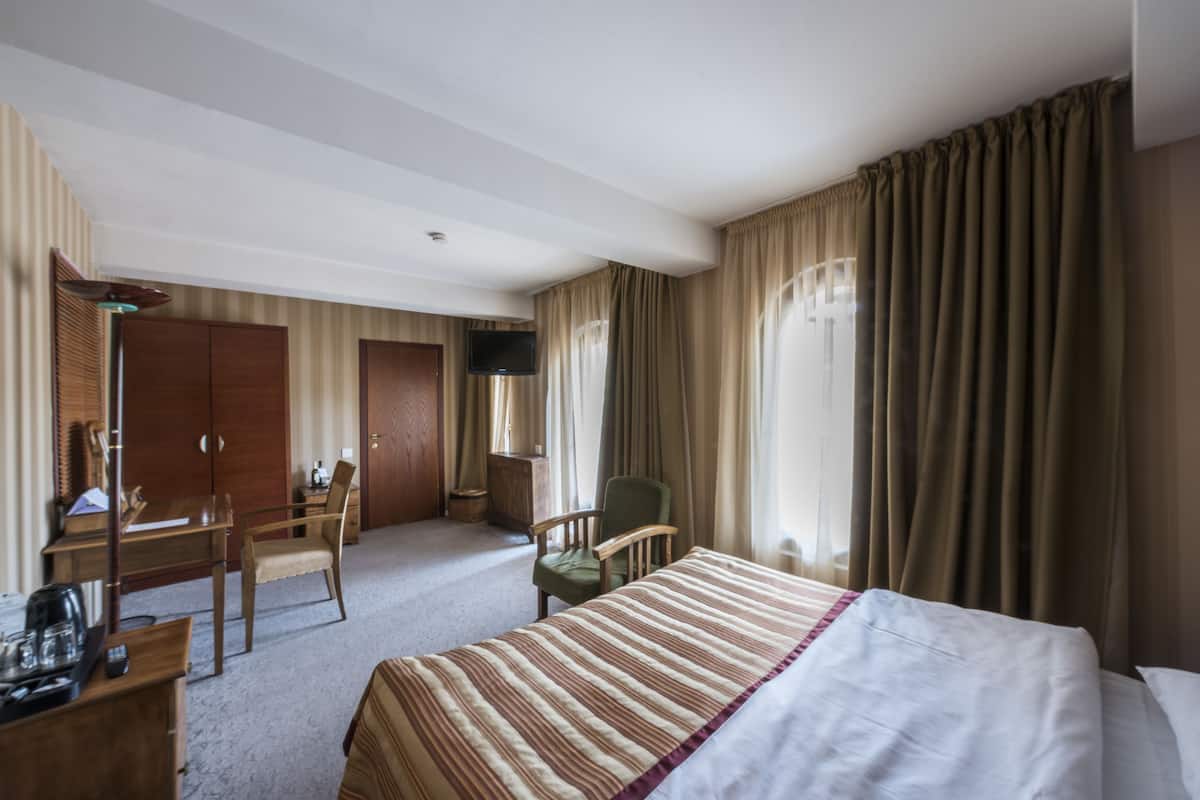 Doppia Superior, 1 letto king, vista città | Una cassaforte in camera, una scrivania, insonorizzazione
