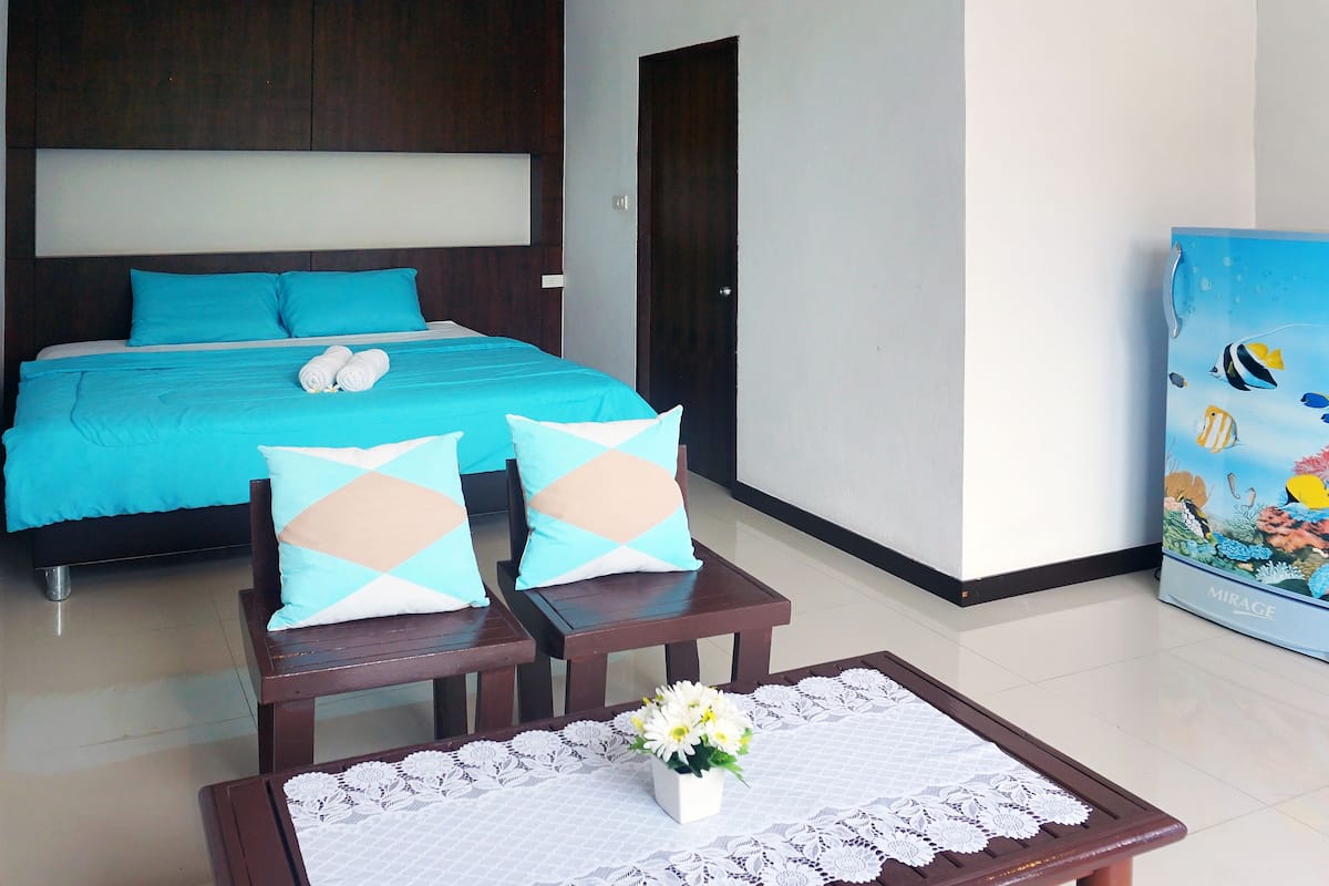 Habitación estándar | Escritorio, camas extra y wifi gratis