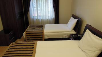 Chambre Double | Coffres-forts dans les chambres, bureau, chambres insonorisées