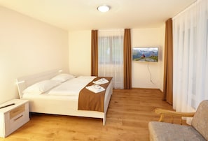 Deluxe Apartment | In-room safe, desk, bed sheets - Residence AlpenHeart (Bad Gastein)