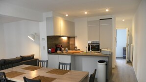 Flat-screen TV - City Center Apartments - Grand-Place (Brussels)