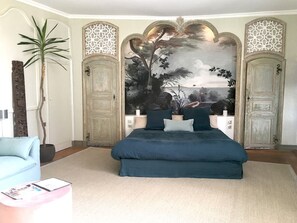 Habitación doble | Escritorio, cunas y wifi gratis