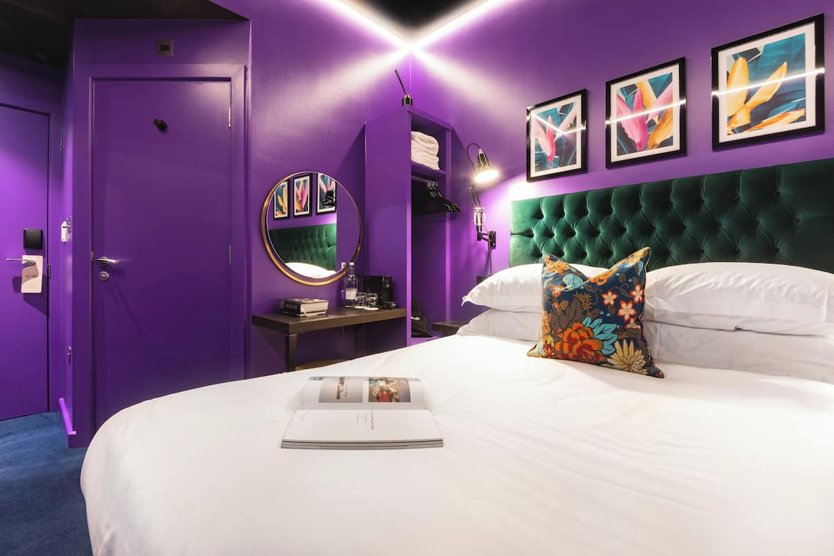 Signature Double | 1 slaapkamer, een kluis op de kamer, individueel gedecoreerd