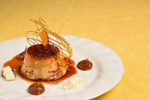 Food and drink - La Tour Hotel Boutique (Hernandarias)