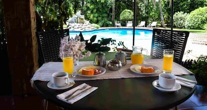 La Tour Hotel Boutique