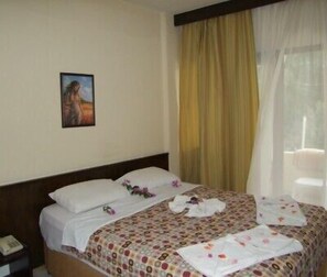 Chambre Standard Double ou avec lits jumeaux