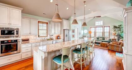 Bella Vista 6 Bedroom Holiday Home By Bald Head Island