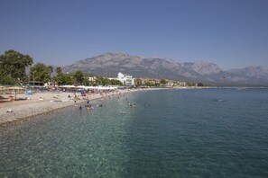 Beach nearby, sun-loungers, beach umbrellas