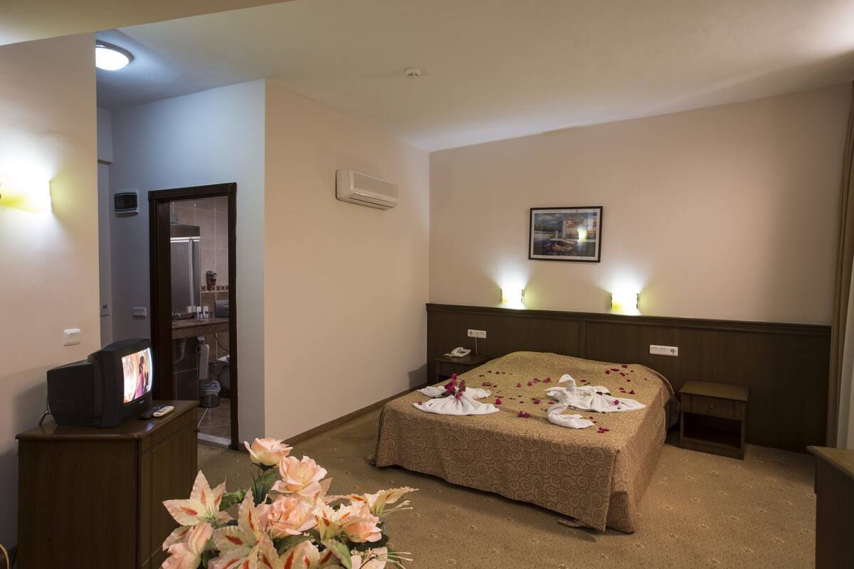 Economy Double or Twin Room