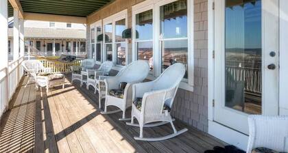Bogan s on the Beach 4 Bedroom Holiday Home By Bald Head Island