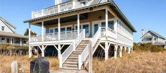 Bogan s on the Beach 4 Bedroom Holiday Home By Bald Head Island