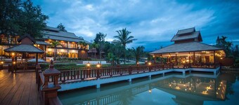 Moon Terrace Resort & Hotel