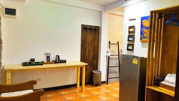Family Room | Living area | Flat-screen TV