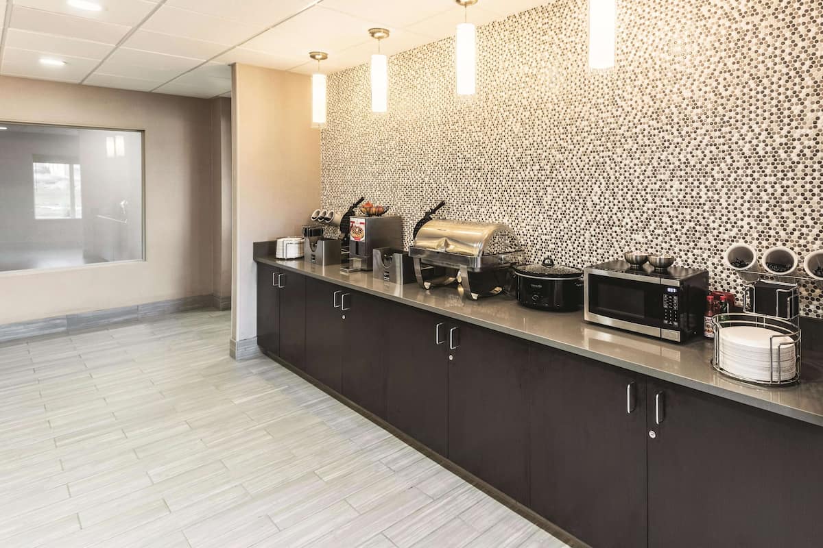 free daily on-the-go breakfast