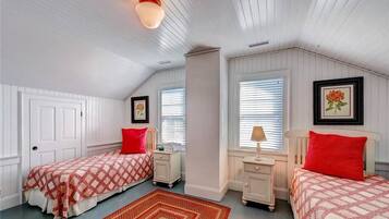 Family House, 3 Bedrooms, Ocean View, Sea Facing