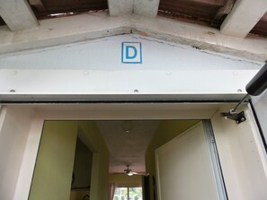 Entrée de l’hébergement
