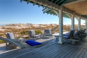 Family House, 5 Bedrooms, Ocean View, Sea Facing | Terrace/patio - Coastal Beach House 5 Bedroom Holiday Home By Bald Head Island (Bald Head Island)