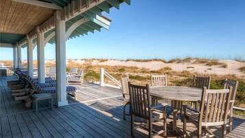 Family House, 5 Bedrooms, Ocean View, Sea Facing | Terrace/patio