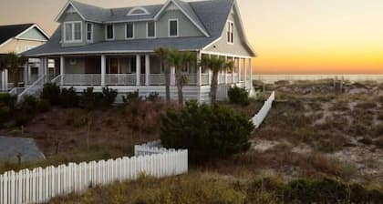 Gone To Carolina 5 Bedroom Holiday Home By Bald Head Island