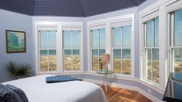 Family House, 5 Bedrooms, Ocean View, Sea Facing | 5 bedrooms, free WiFi