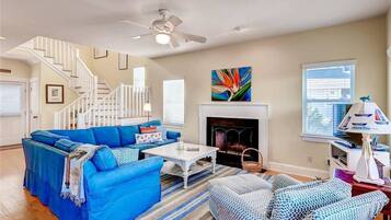 ู
ูุทูุฉ ุงูู
ุนูุดุฉ