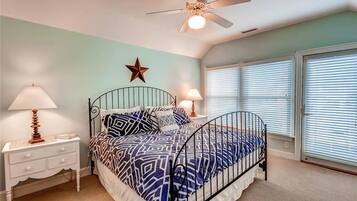 Family House, 4 Bedrooms, Ocean View, Sea Facing | 4 bedrooms, free WiFi