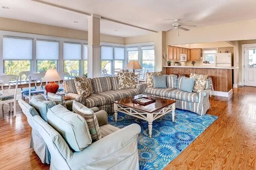 JJ s Hideaway 4 Bedroom Holiday Home By Bald Head Island