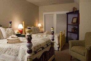Family House, 5 Bedrooms | 5 bedrooms, free WiFi