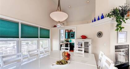 Laurie s Loft 3 Bedroom Holiday Home By Bald Head Island