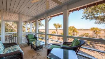 Family House, 6 Bedrooms, River View | Terrace/patio