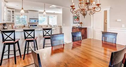 Marsh Madness 7 Bedroom Holiday Home By Bald Head Island