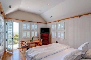 5 bedrooms, free WiFi - Sandbagger 5 Bedroom Holiday Home By Bald Head Island (Bald Head Island)