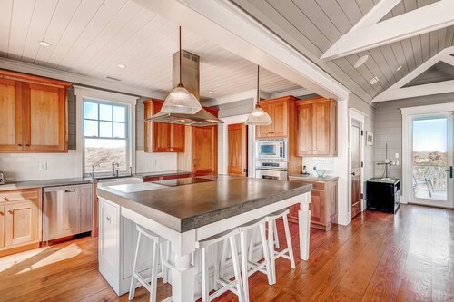 Watch Hill 5 Bedroom Holiday Home By Bald Head Island