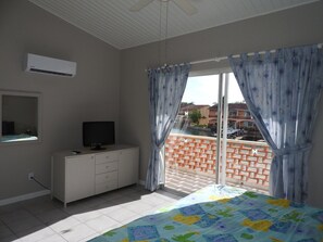 Nhà liên kế Superior, 2 phòng ngủ, bếp, quang cảnh cảng