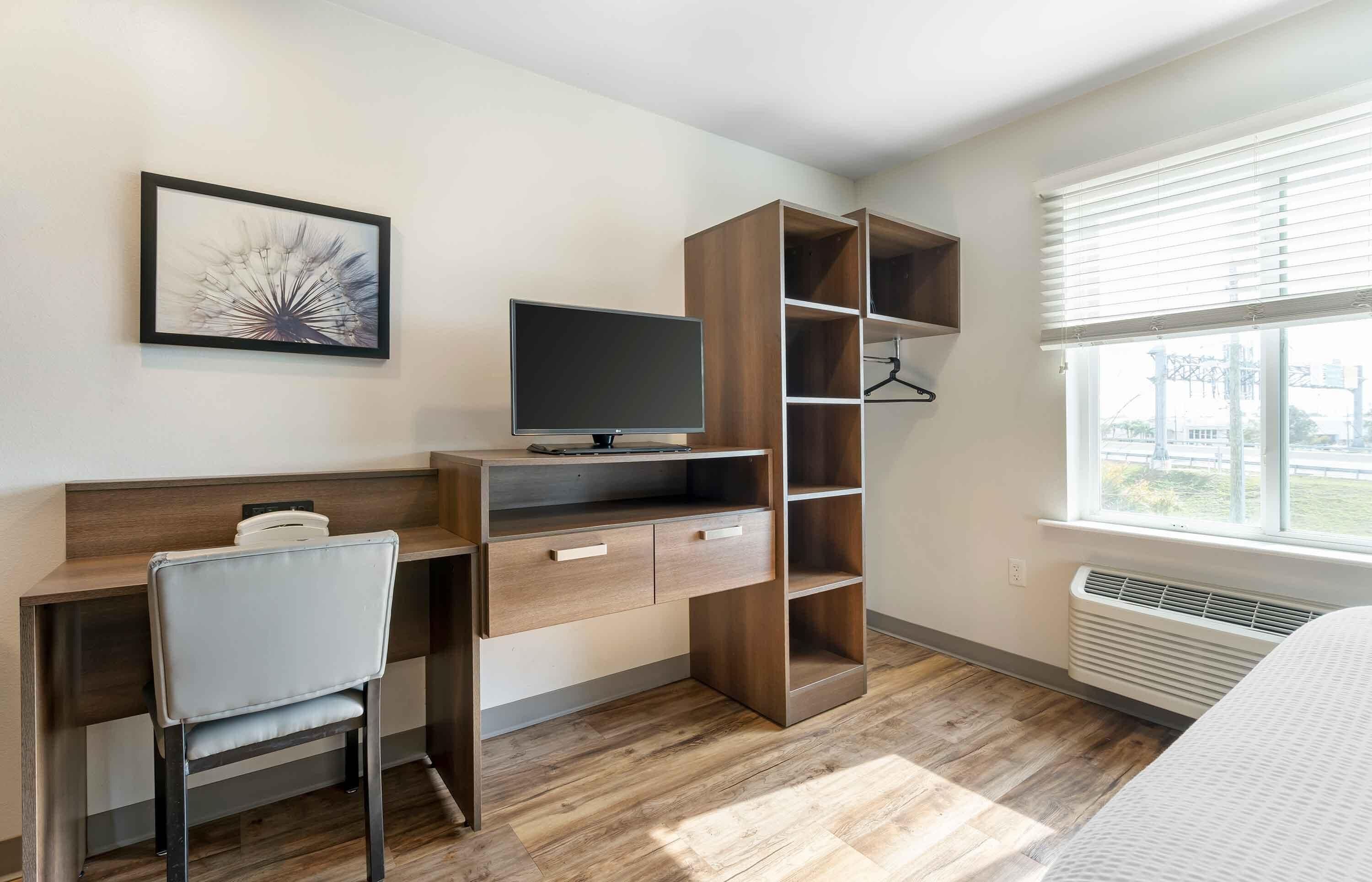 Photo - Extended Stay America Select Suites - Orlando - Airport
